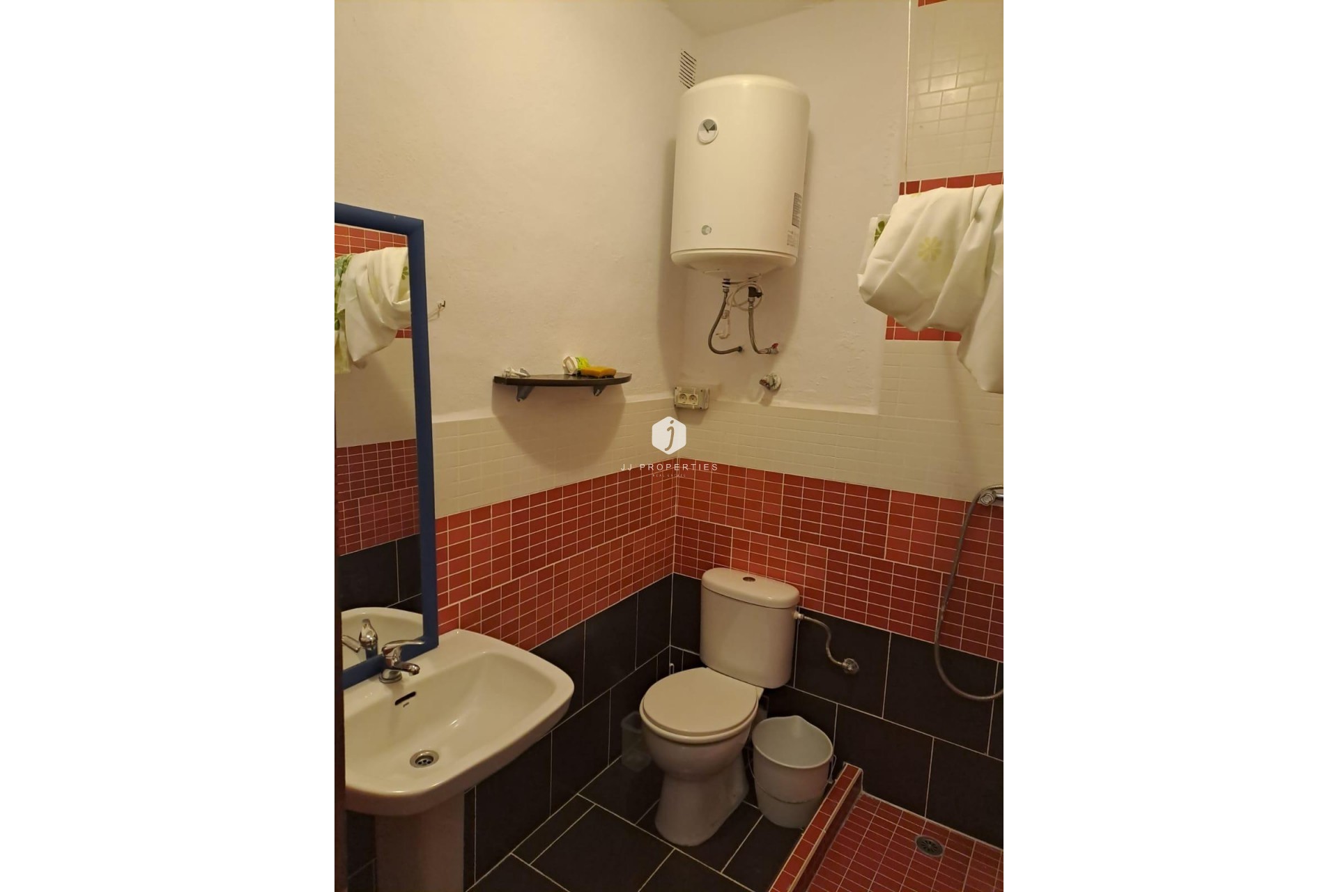 Segunda mano - Apartamento / piso -
Torrevieja - PARQUE DE LAS NACIONES