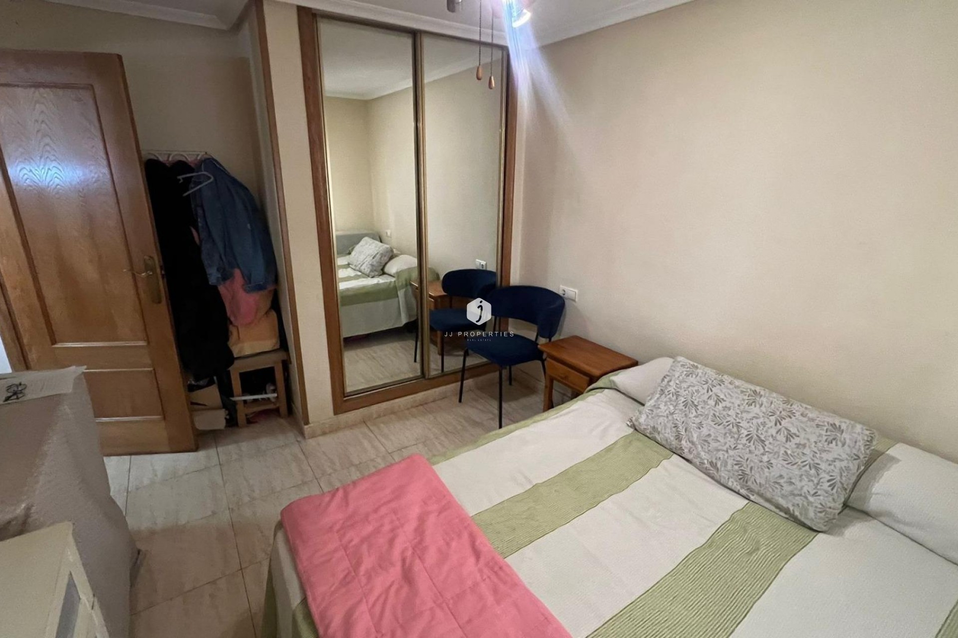 Segunda mano - Apartamento / piso -
Torrevieja - PARQUE DE LAS NACIONES