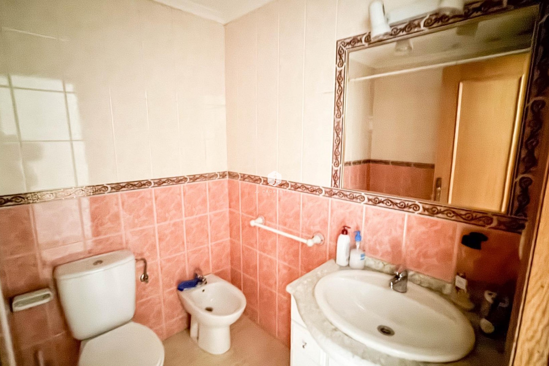 Segunda mano - Apartamento / piso -
Torrevieja - PARQUE DE LAS NACIONES