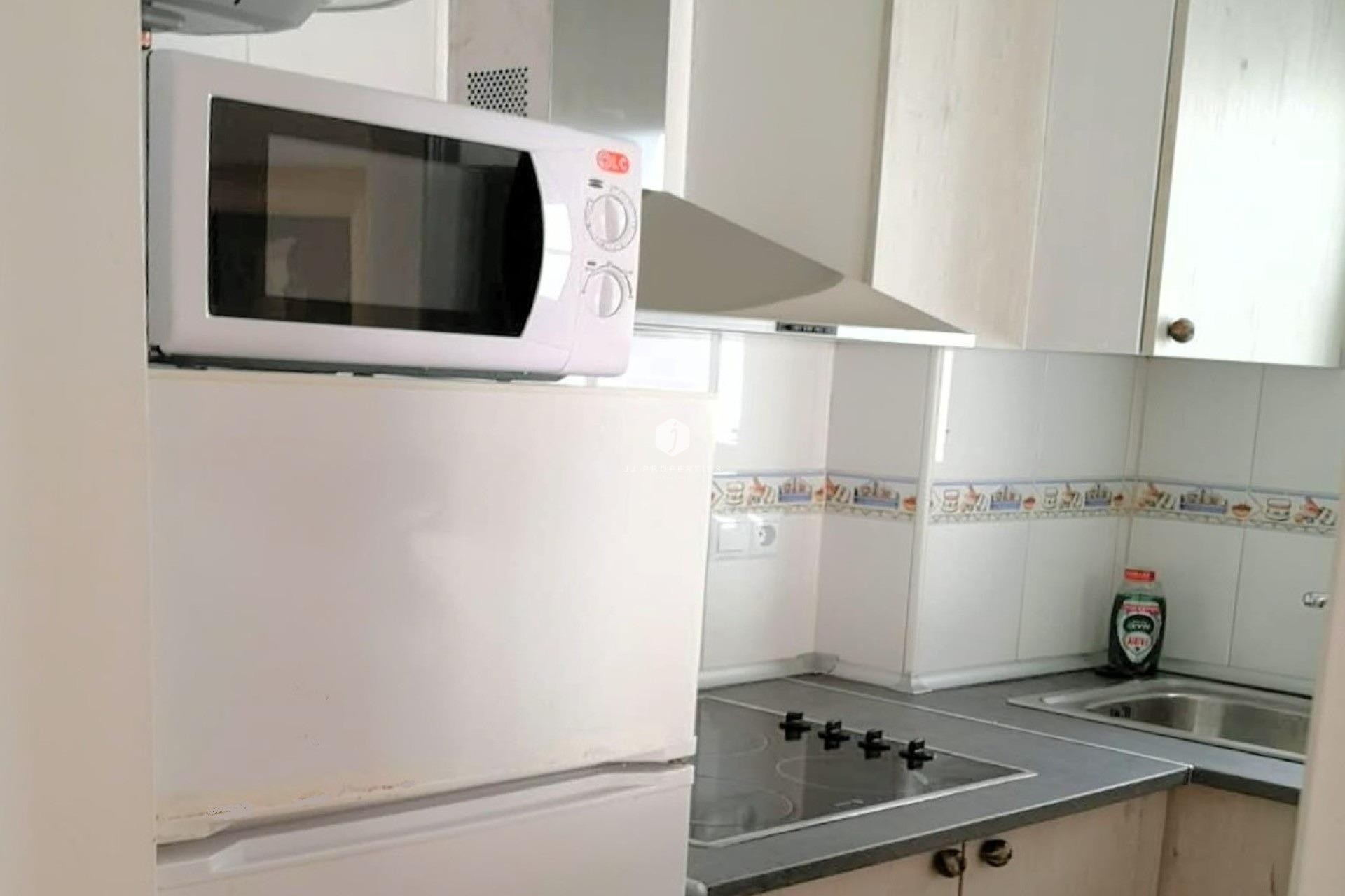 Segunda mano - Apartamento / piso -
Torrevieja - PARQUE DE LAS NACIONES