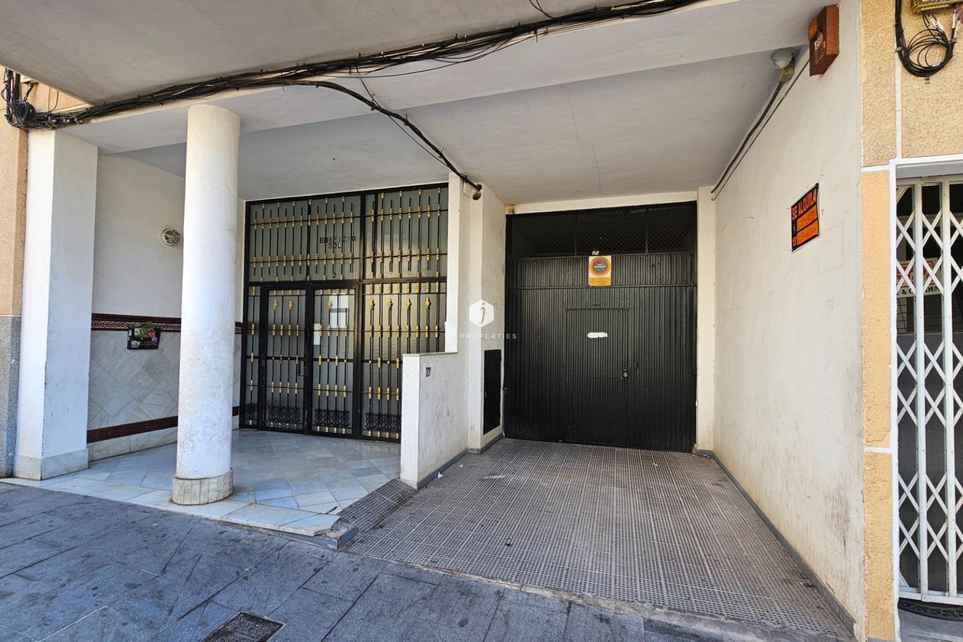 Segunda mano - Apartamento / piso -
Torrevieja - PARQUE DE LAS NACIONES