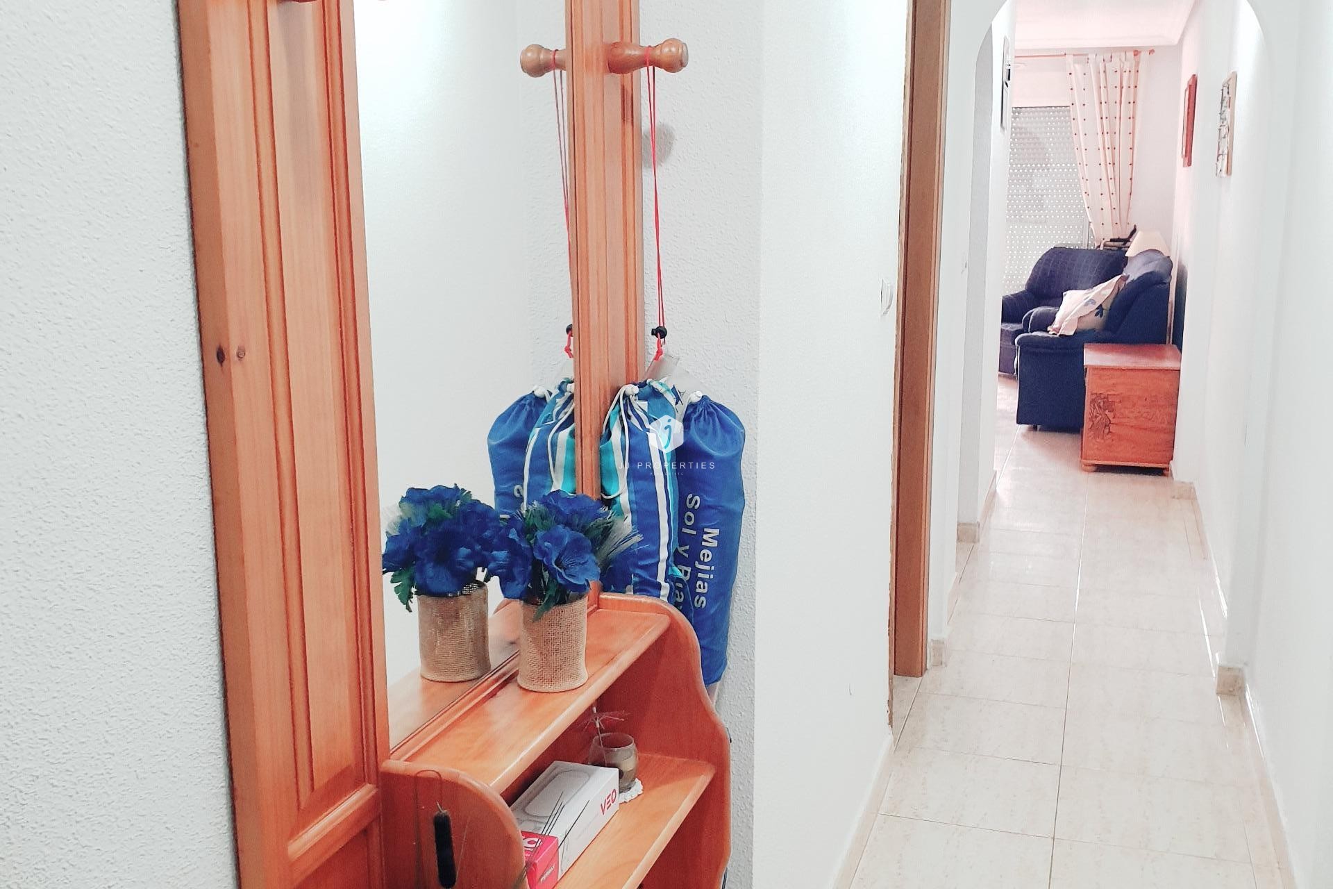 Segunda mano - Apartamento / piso -
Torrevieja - PARQUE DE LAS NACIONES