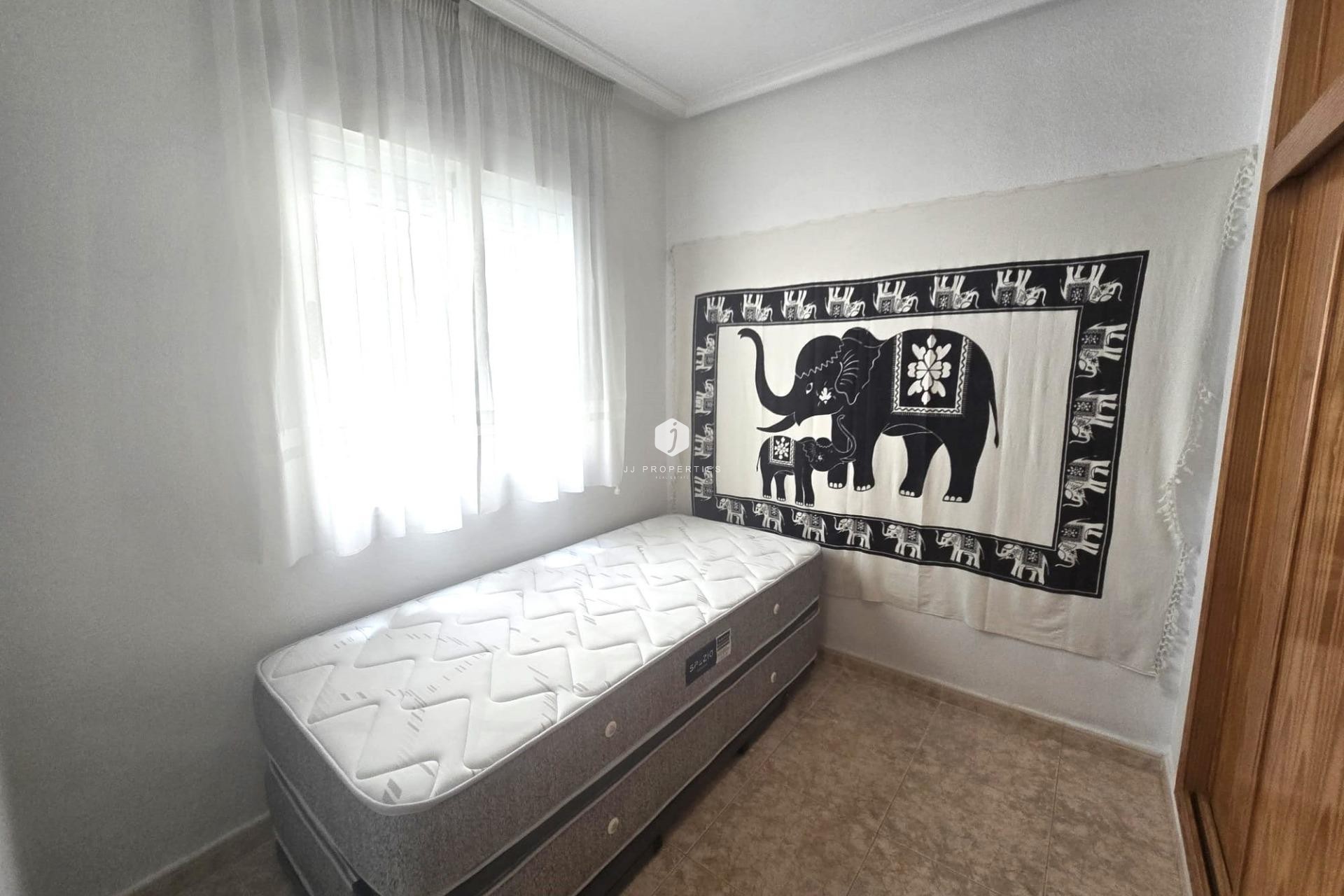 Segunda mano - Apartamento / piso -
Torrevieja - Parque las naciones