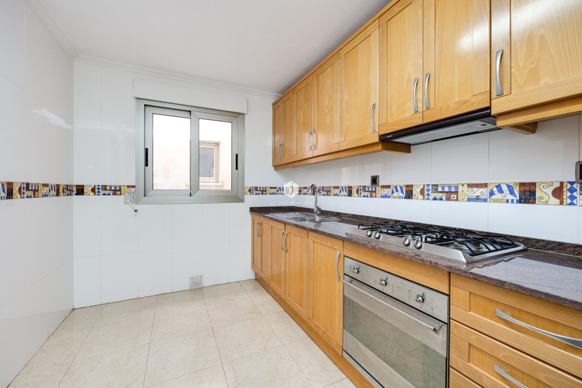Segunda mano - Apartamento / piso -
Torrevieja - Paseo maritimo
