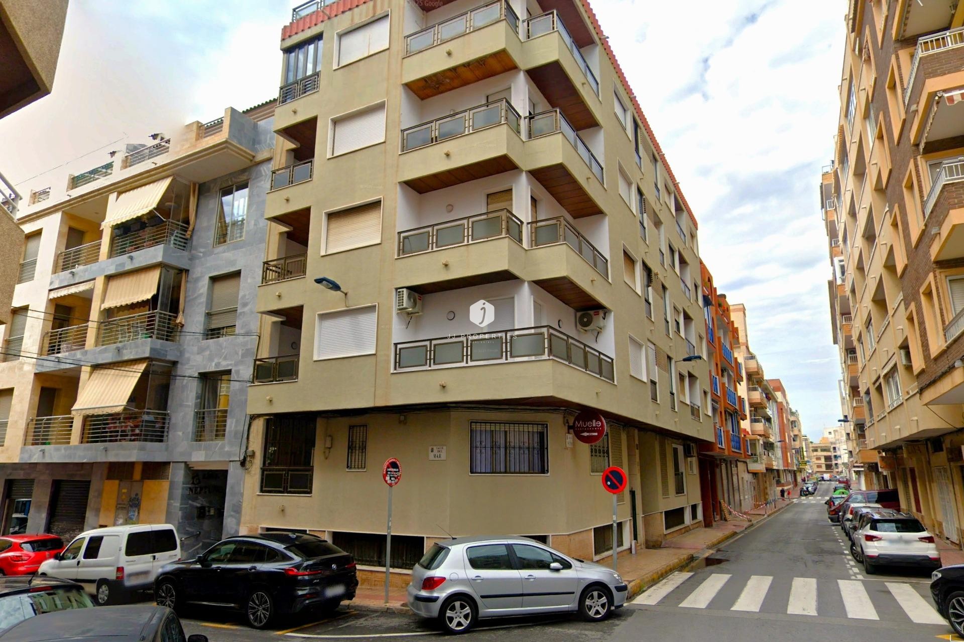 Segunda mano - Apartamento / piso -
Torrevieja - Paseo maritimo