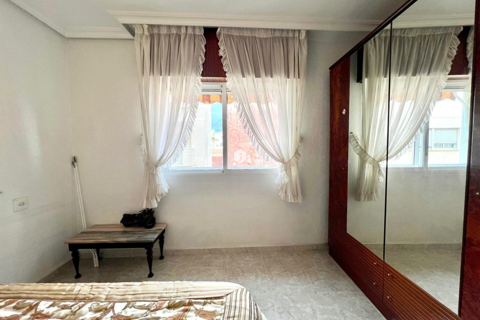 Segunda mano - Apartamento / piso -
Torrevieja - Paseo maritimo