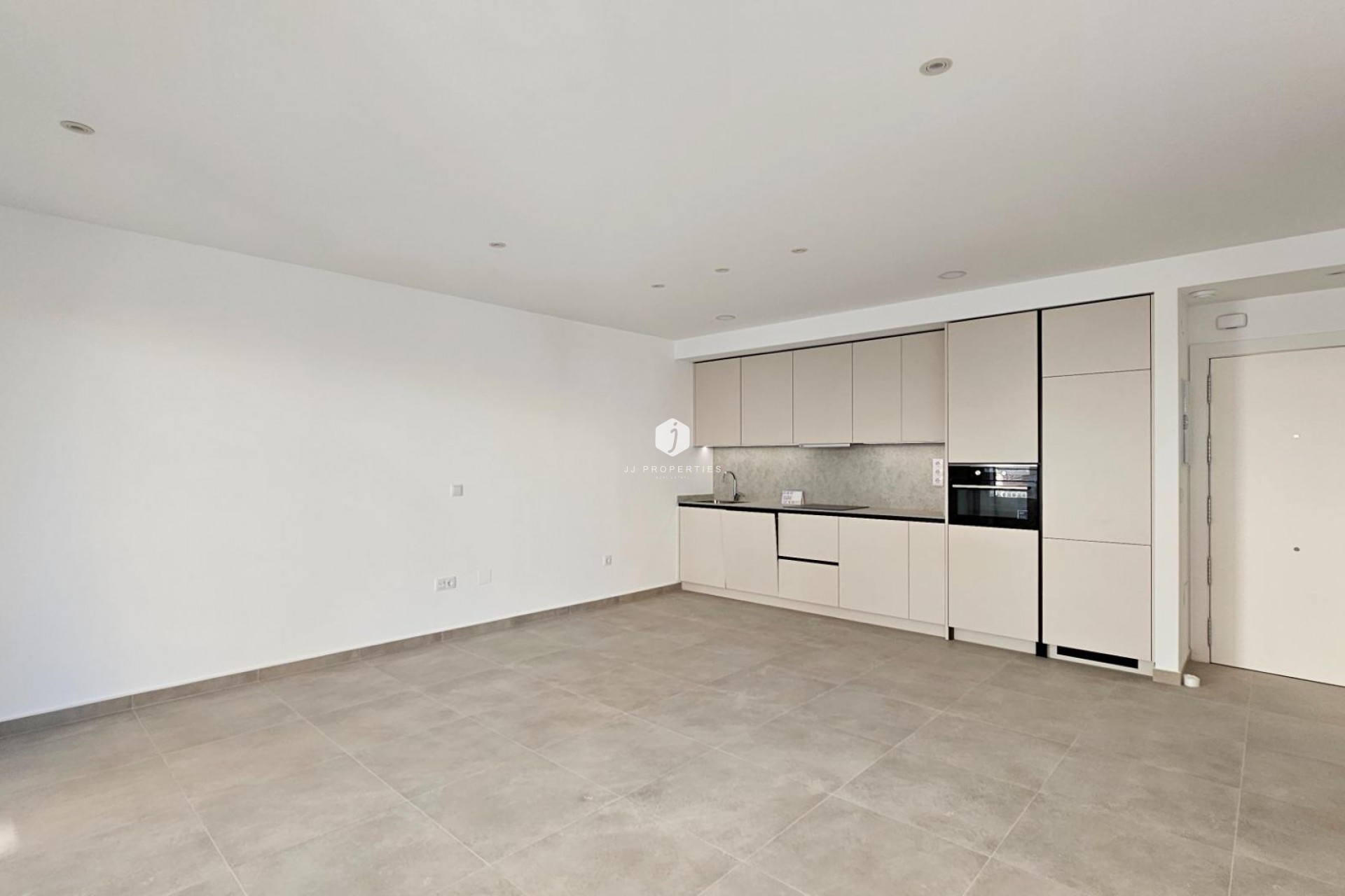 Segunda mano - Apartamento / piso -
Torrevieja - Paseo maritimo