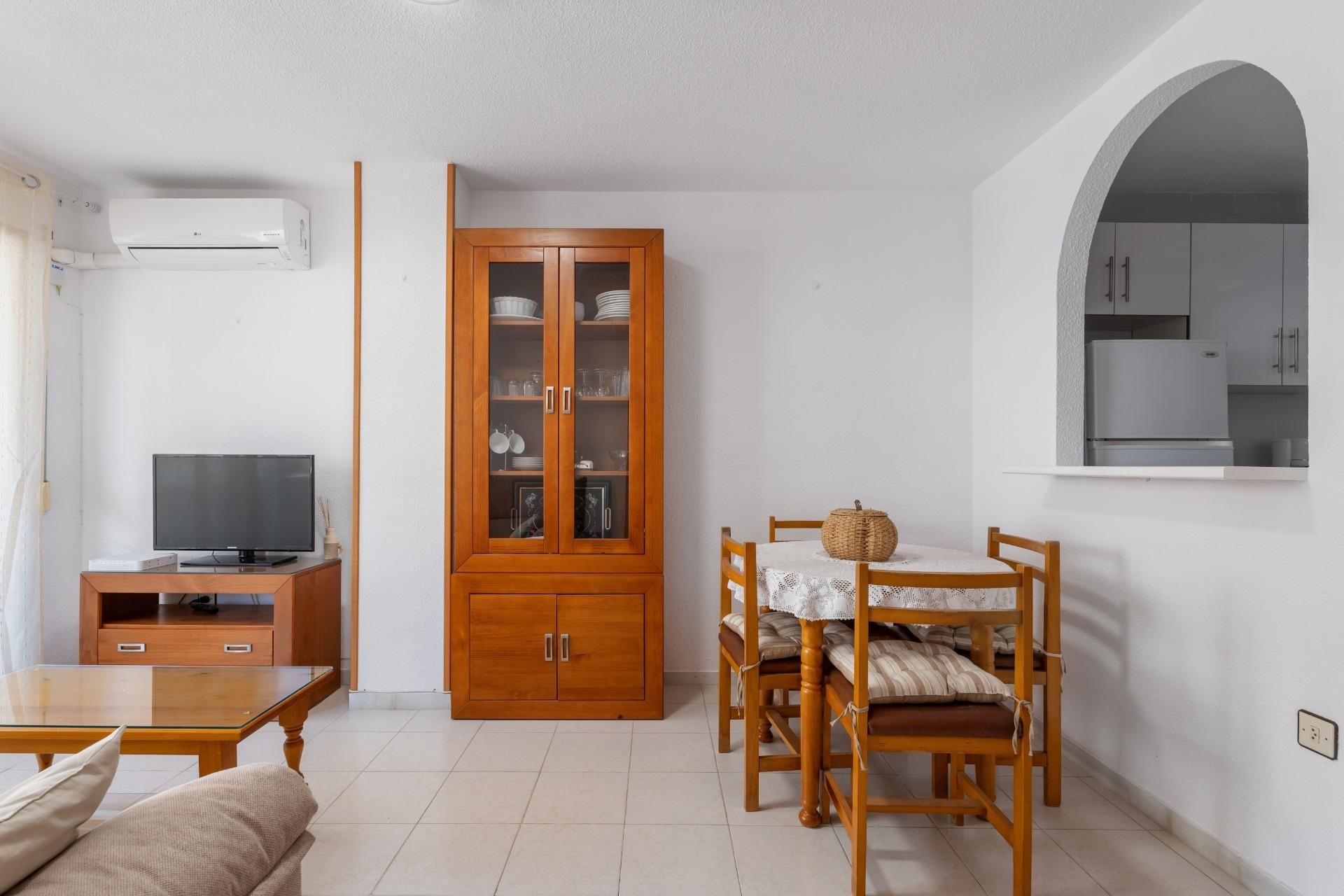 Segunda mano - Apartamento / piso -
Torrevieja - Playa de los Locos