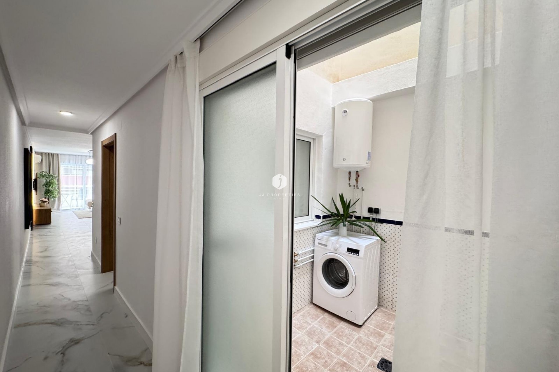 Segunda mano - Apartamento / piso -
Torrevieja - Playa de los Locos