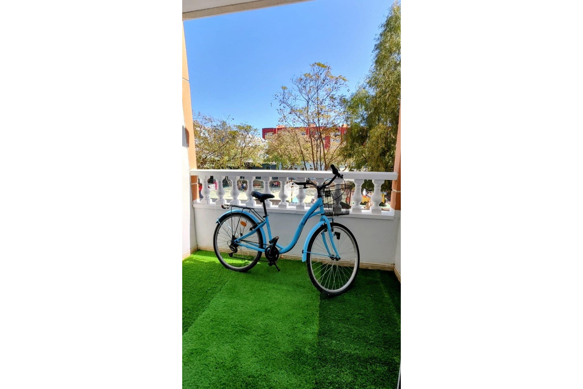 Segunda mano - Apartamento / piso -
Torrevieja - Playa de los Locos