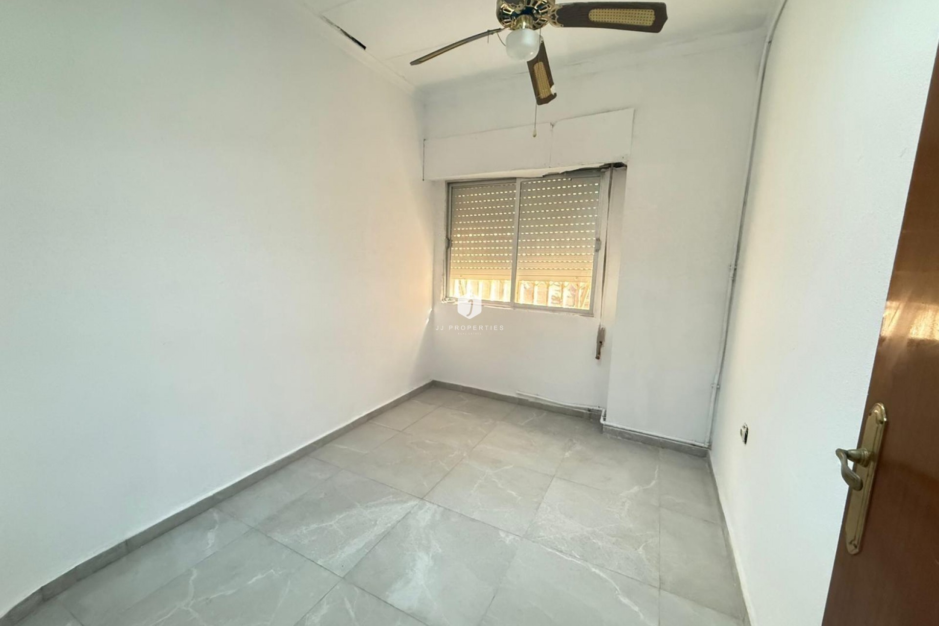 Segunda mano - Apartamento / piso -
Torrevieja - Playa de los Locos