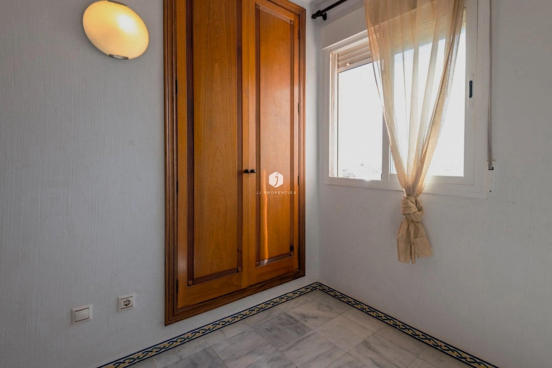 Segunda mano - Apartamento / piso -
Torrevieja - Playa de los Locos