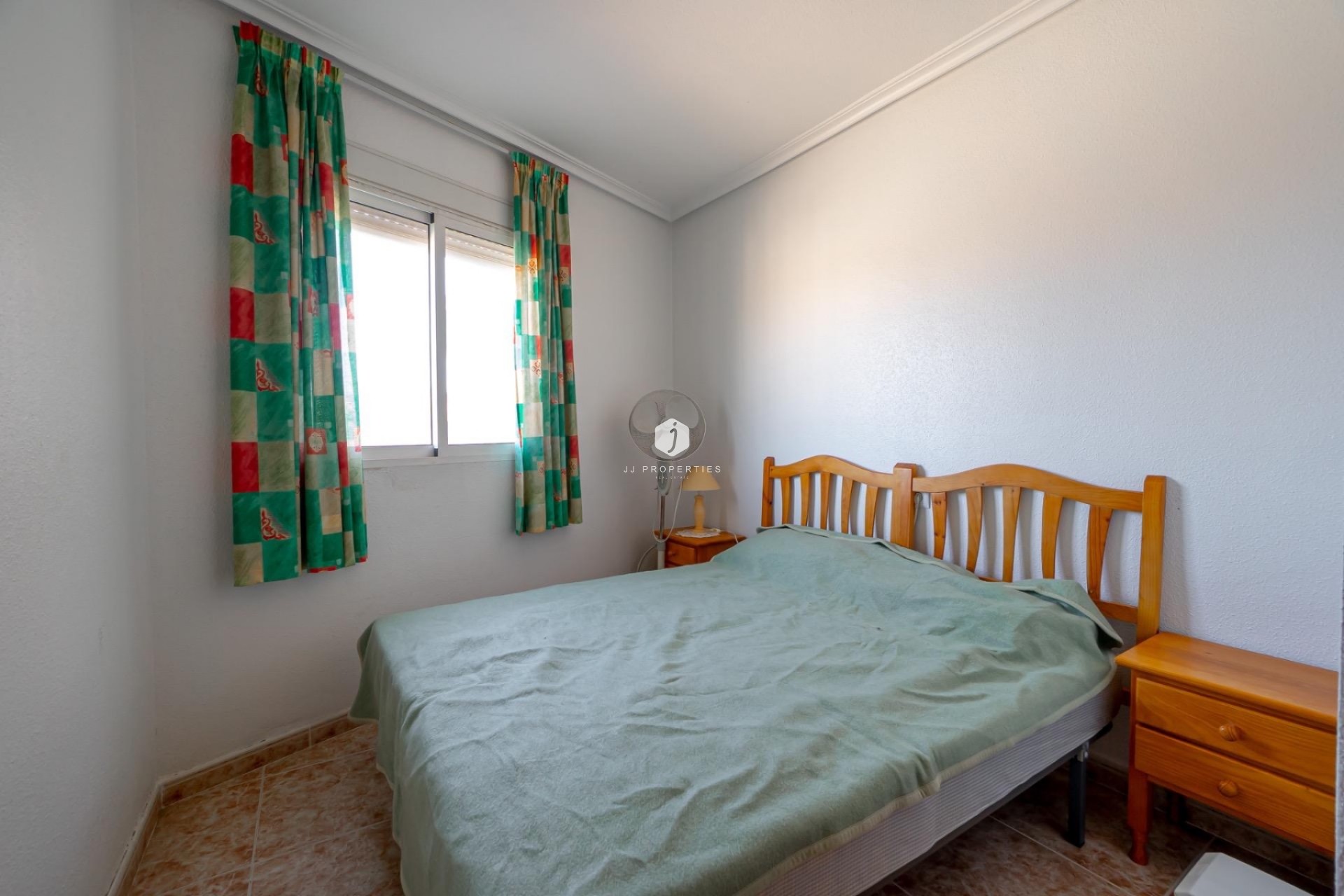 Segunda mano - Apartamento / piso -
Torrevieja - Playa de los locos