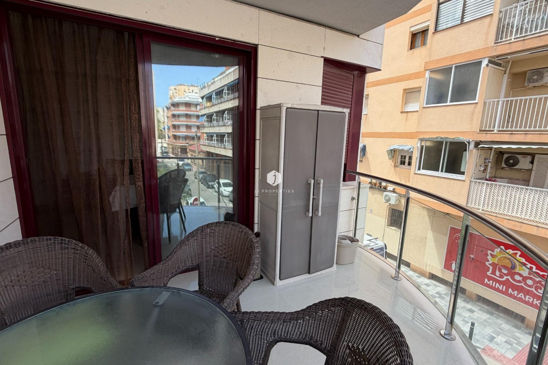 Segunda mano - Apartamento / piso -
Torrevieja - Playa de los Locos