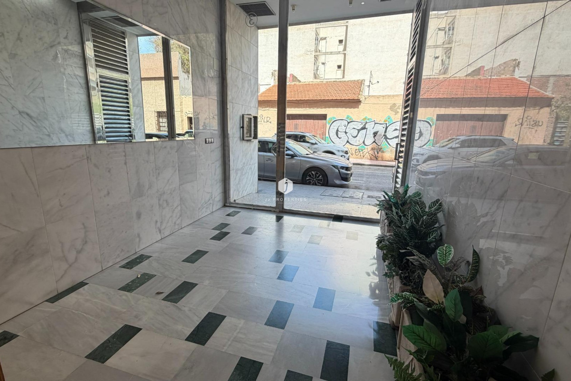 Segunda mano - Apartamento / piso -
Torrevieja - Playa de los Locos