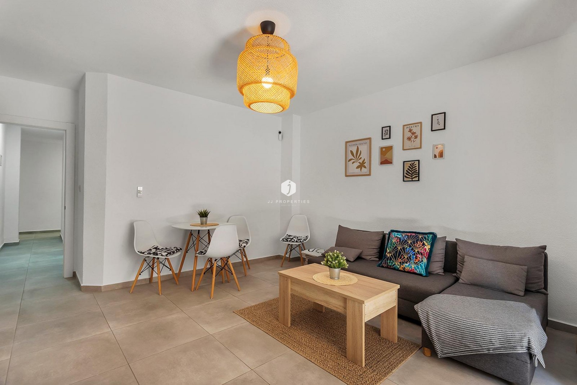 Segunda mano - Apartamento / piso -
Torrevieja - Playa de los Locos