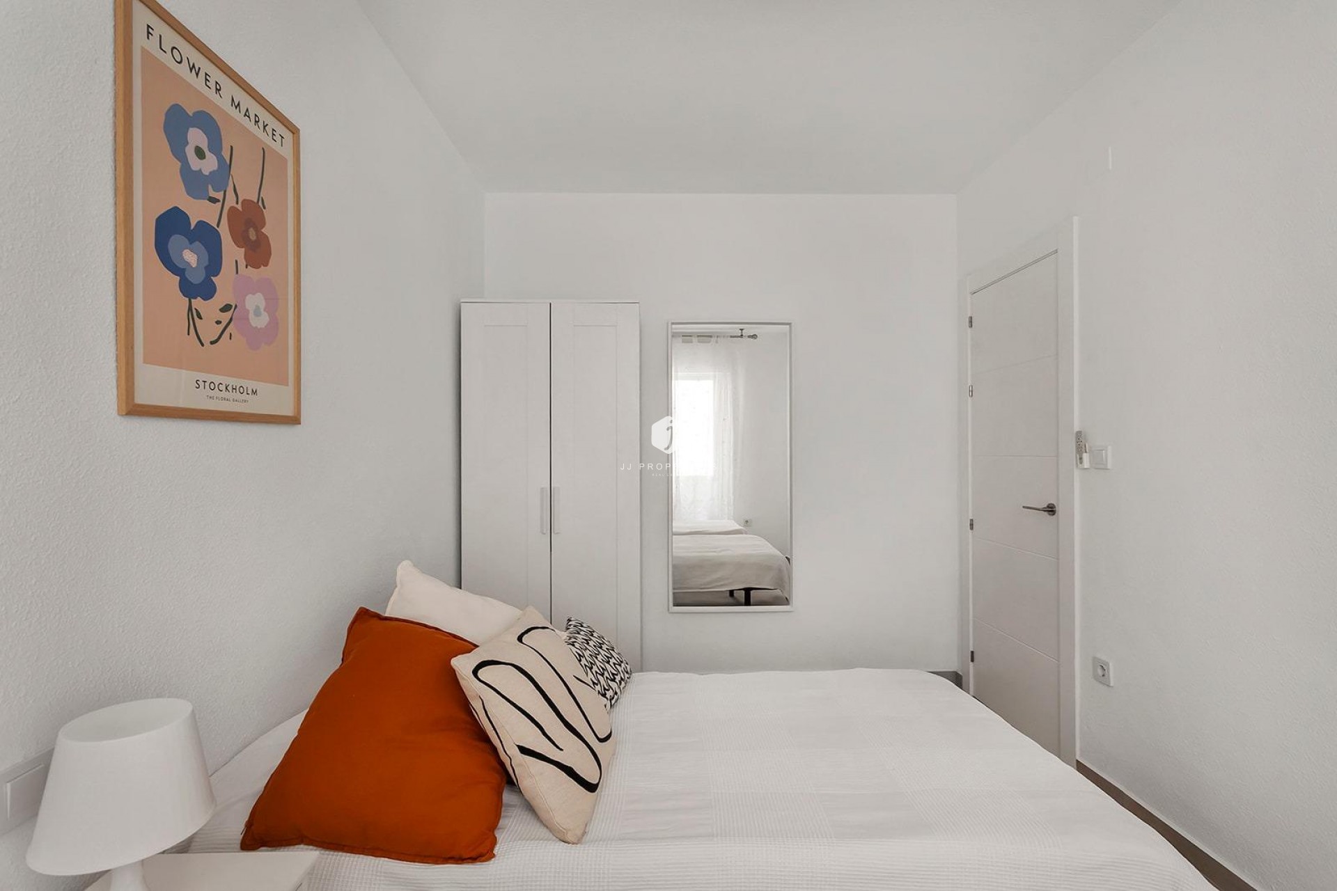Segunda mano - Apartamento / piso -
Torrevieja - Playa de los Locos