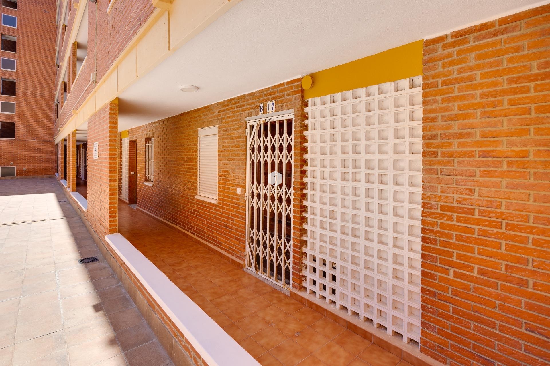 Segunda mano - Apartamento / piso -
Torrevieja - Playa de los Naufragos