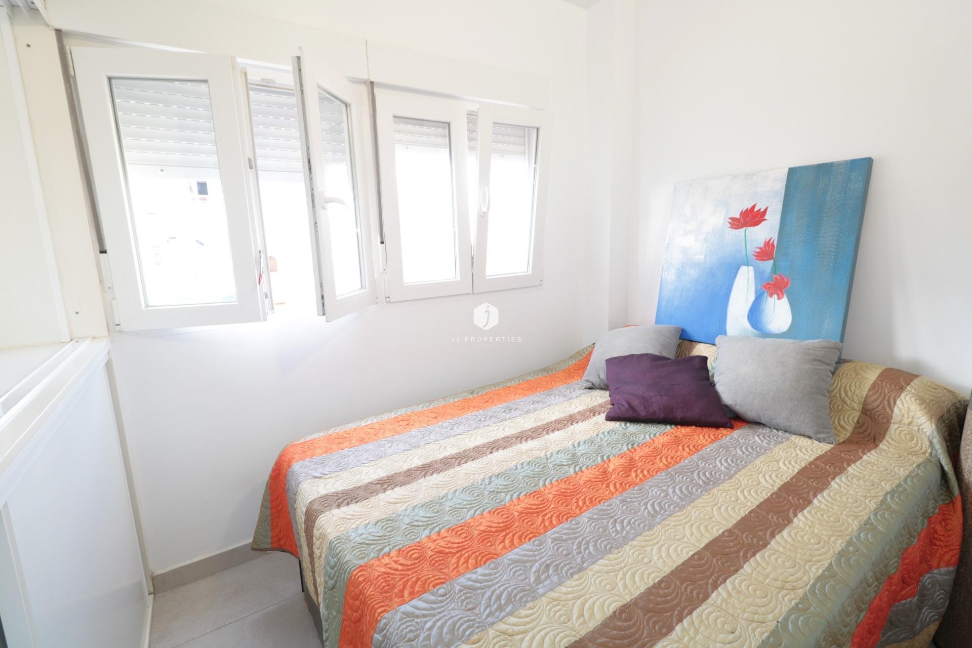 Segunda mano - Apartamento / piso -
Torrevieja - Playa de los Naufragos