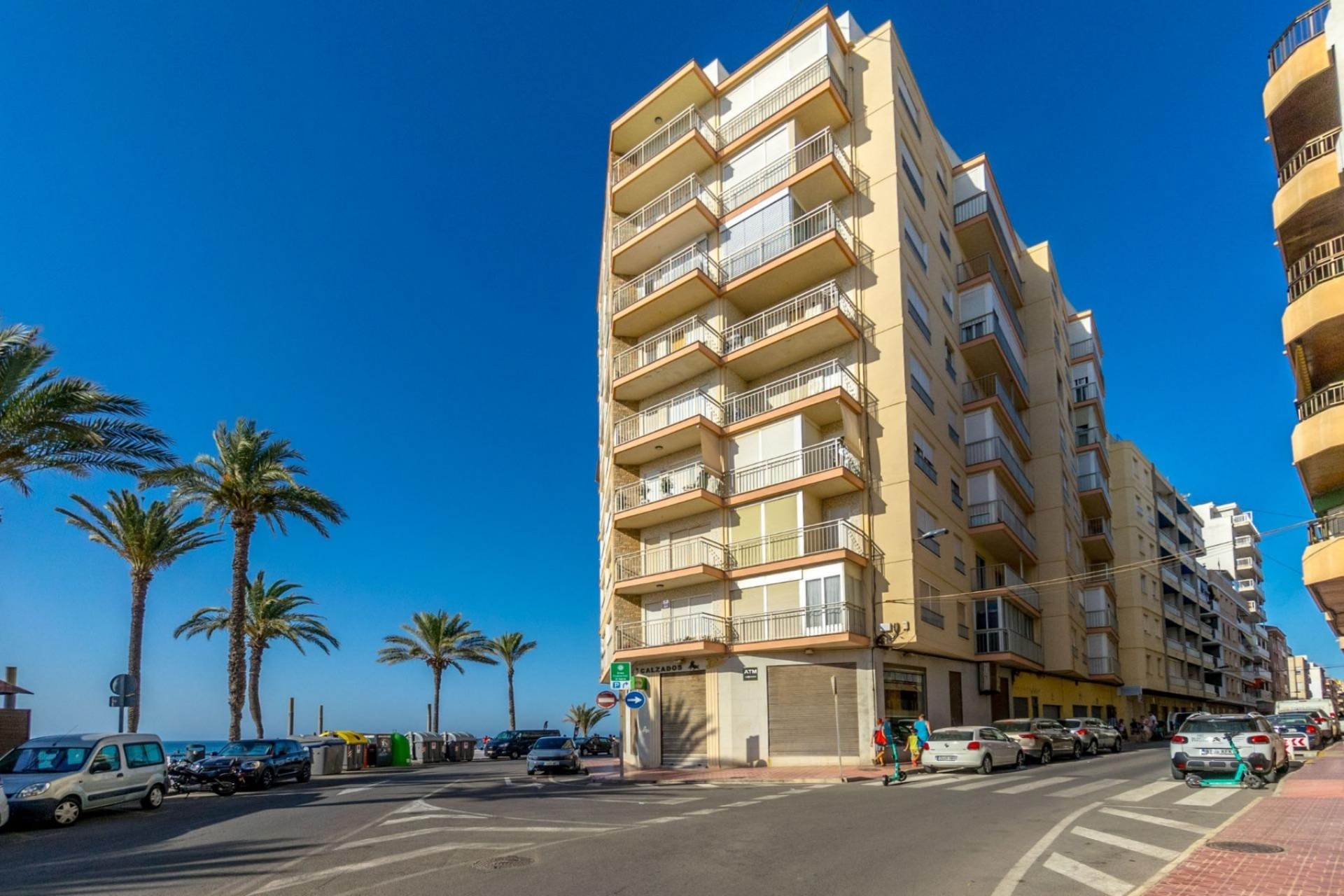 Segunda mano - Apartamento / piso -
Torrevieja - Playa del cura