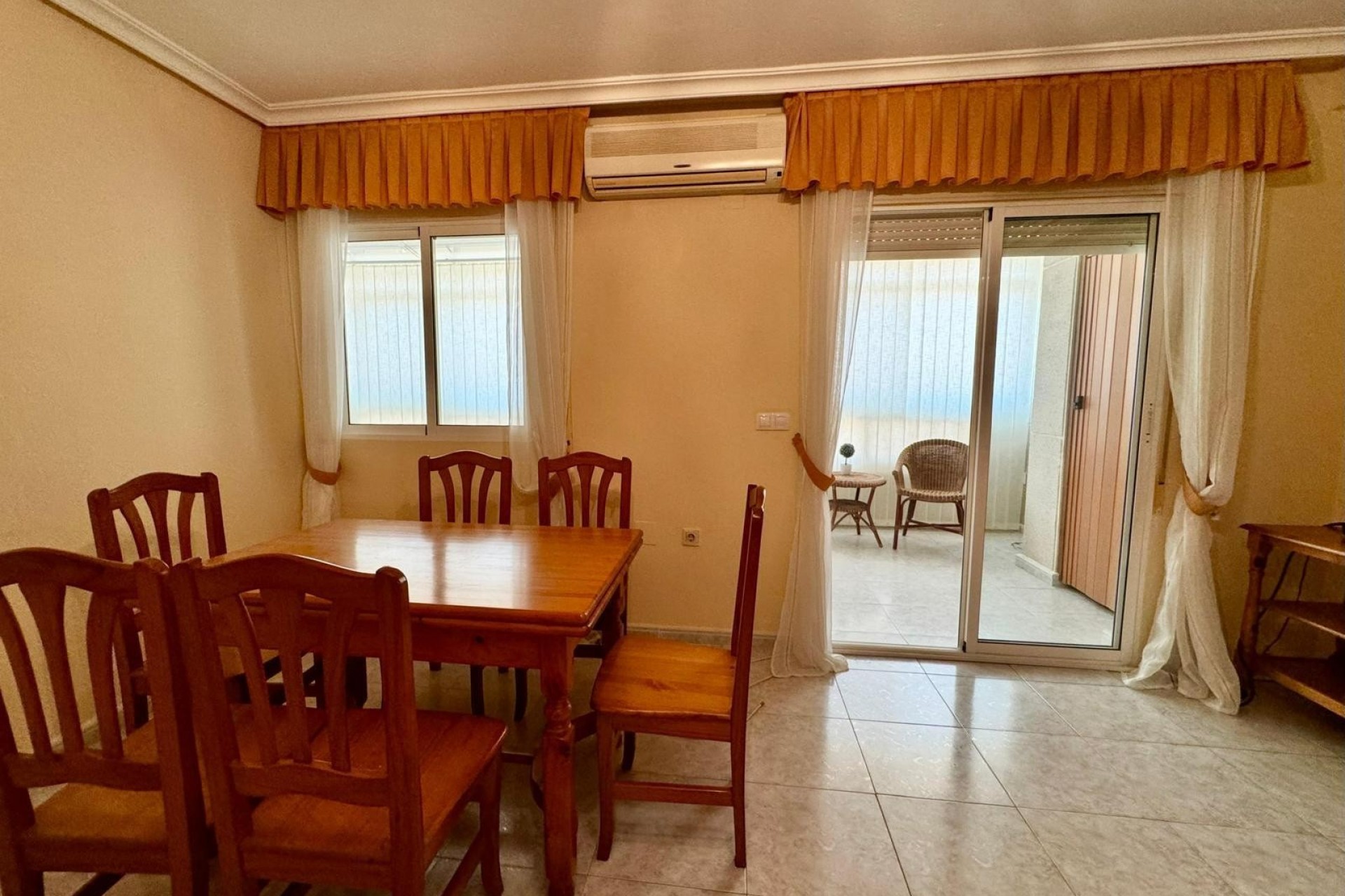 Segunda mano - Apartamento / piso -
Torrevieja - Playa del cura