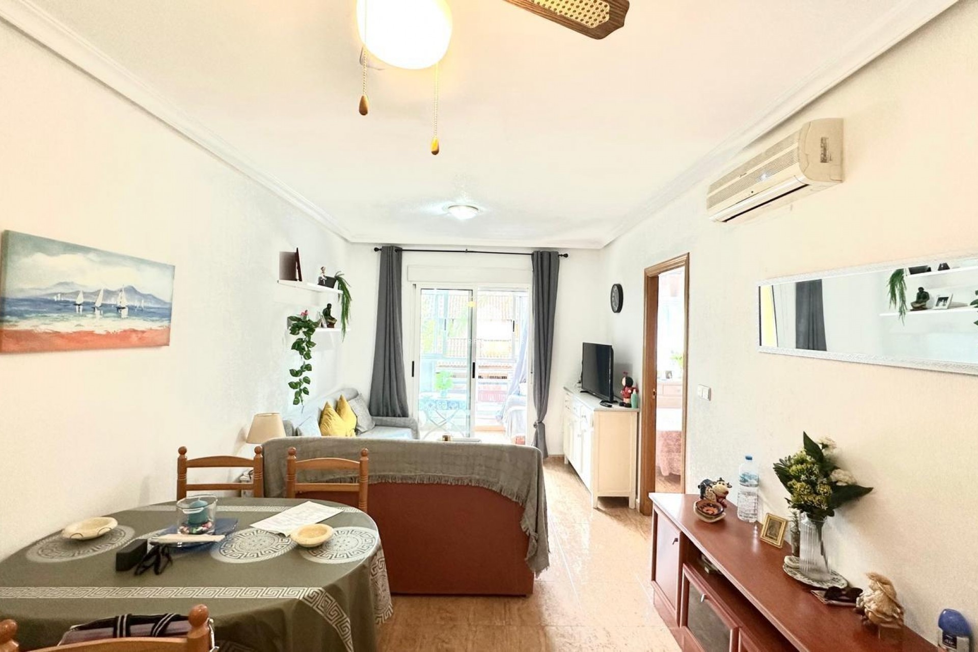 Segunda mano - Apartamento / piso -
Torrevieja - Playa del Cura