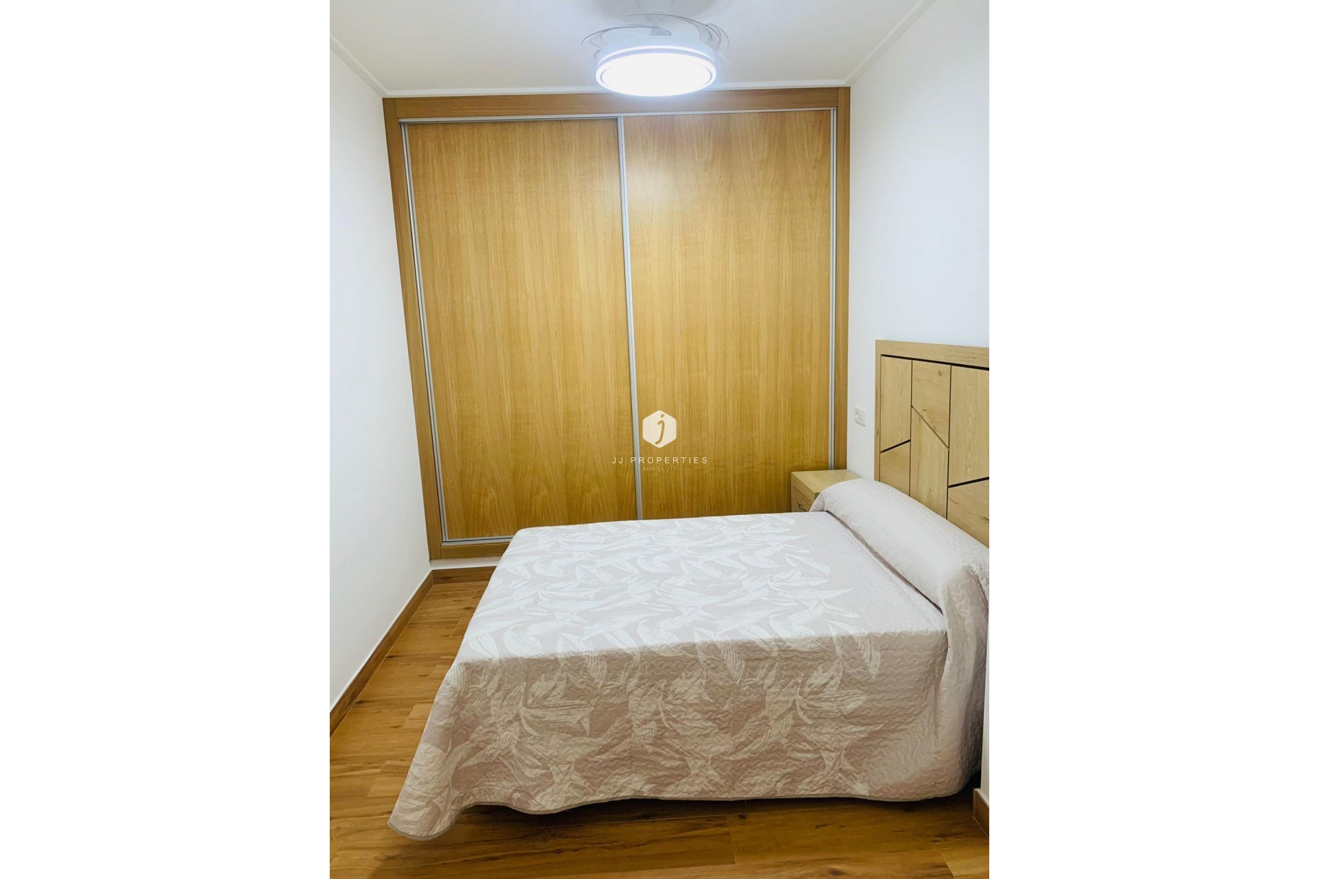 Segunda mano - Apartamento / piso -
Torrevieja - Playa del Cura