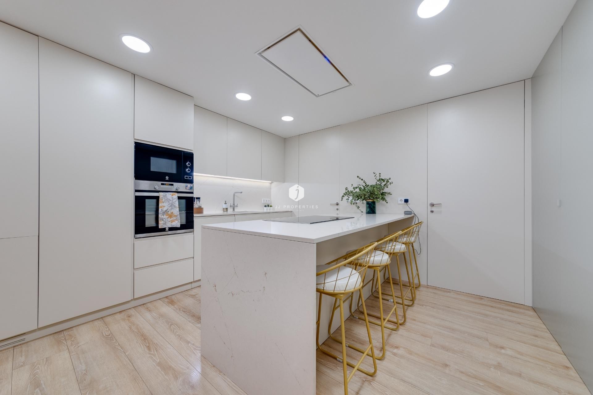 Segunda mano - Apartamento / piso -
Torrevieja - Playa del Cura