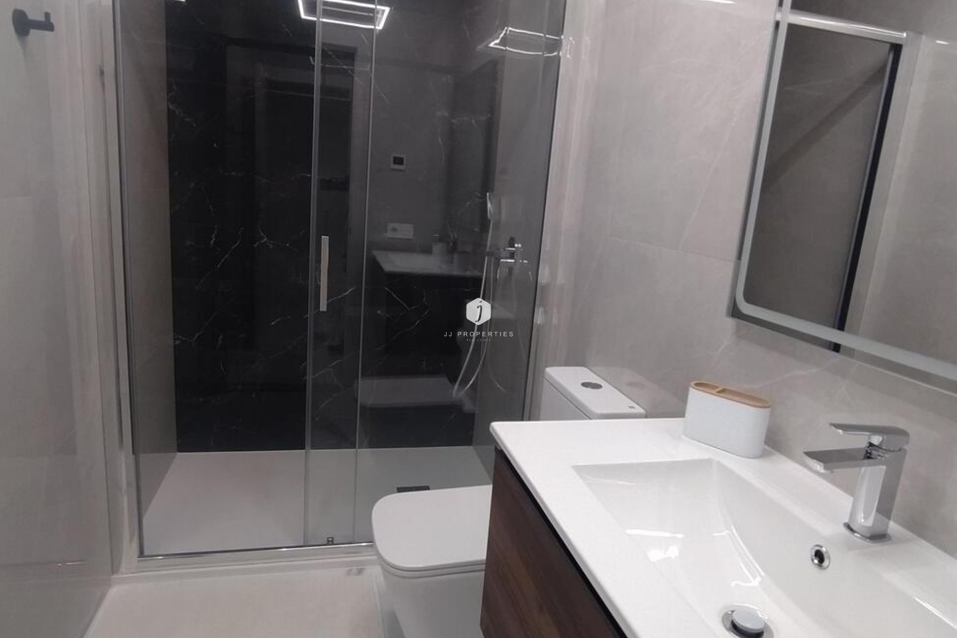 Segunda mano - Apartamento / piso -
Torrevieja - Playa del Cura