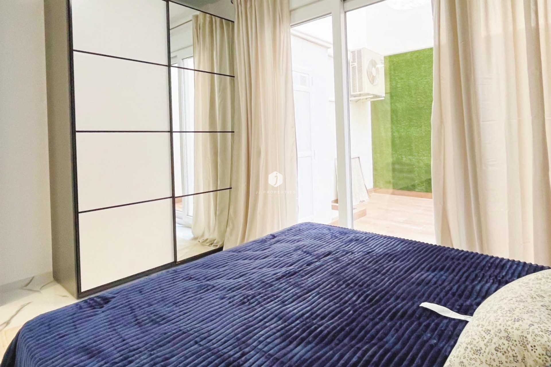 Segunda mano - Apartamento / piso -
Torrevieja - Playa del Cura