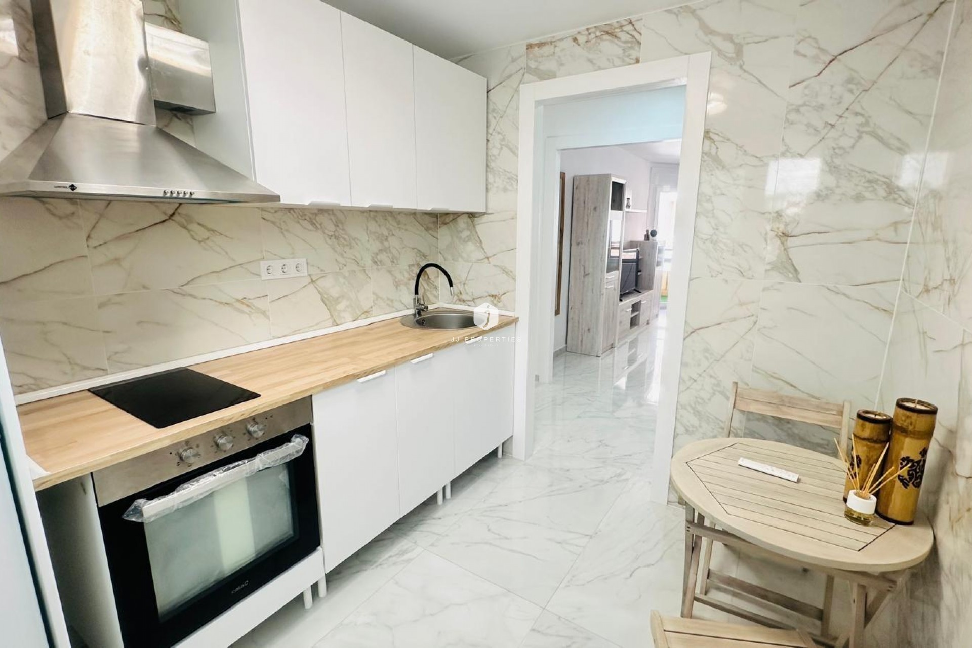 Segunda mano - Apartamento / piso -
Torrevieja - Playa del Cura