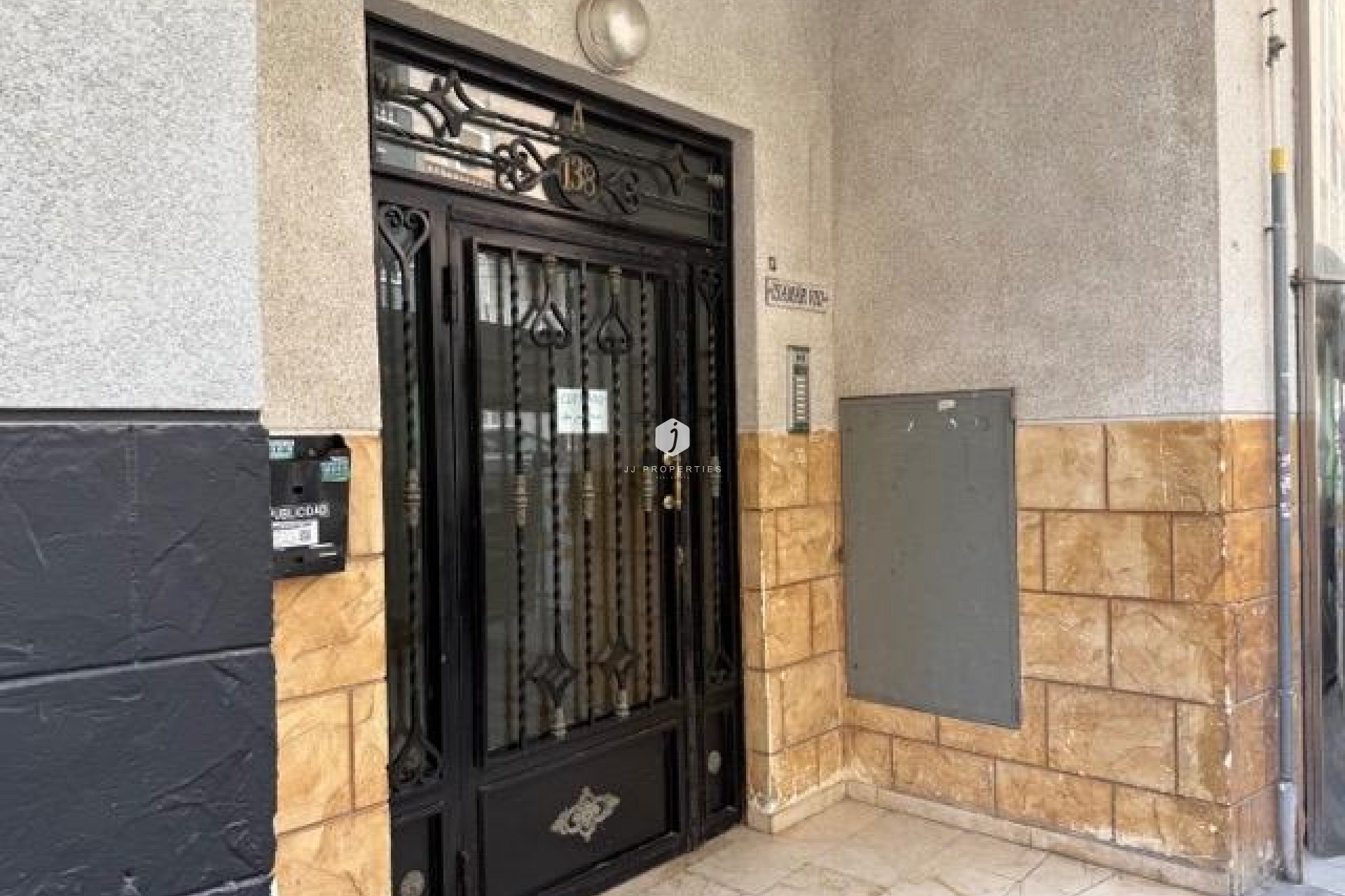 Segunda mano - Apartamento / piso -
Torrevieja - Playa del Cura