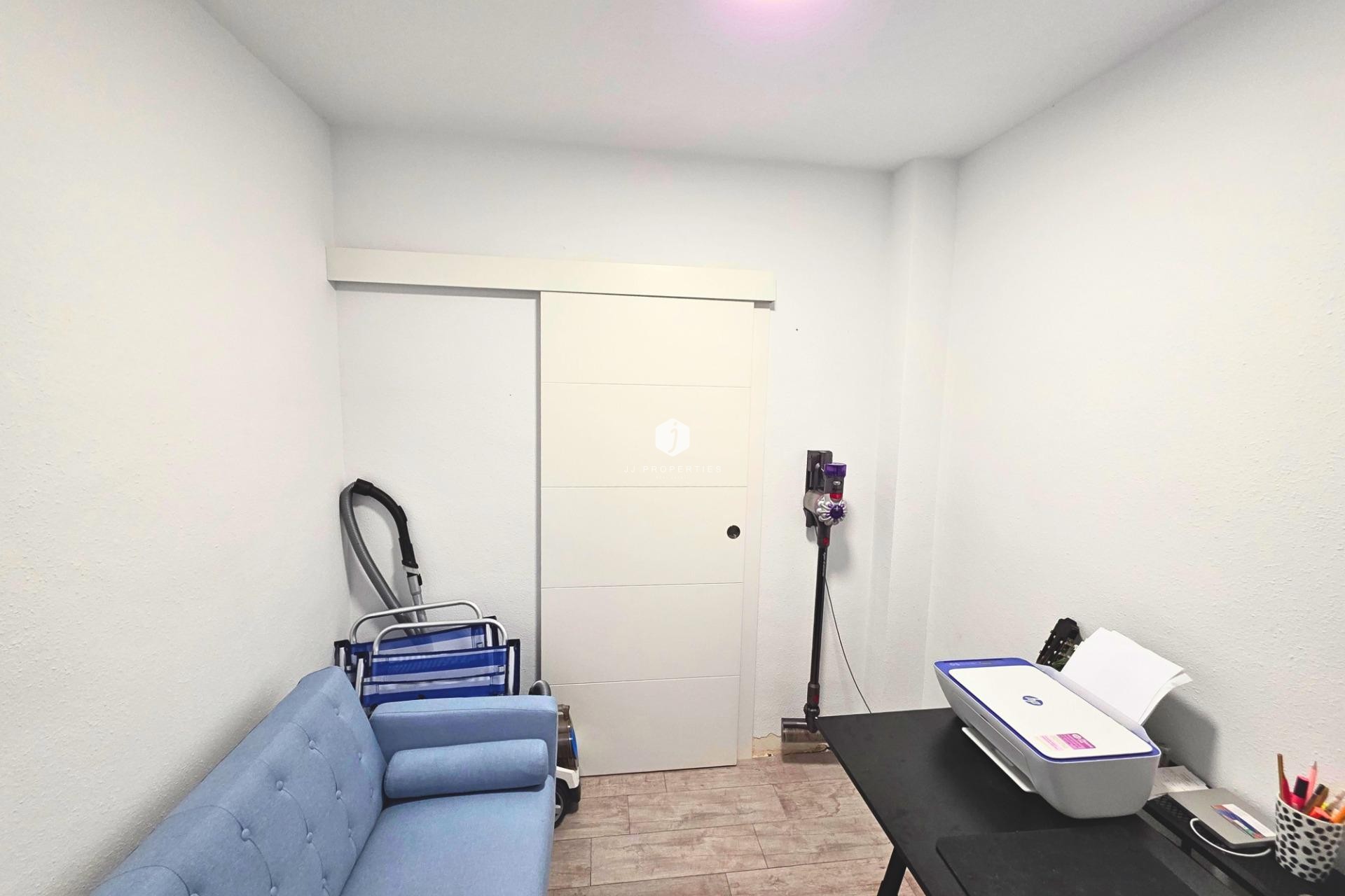 Segunda mano - Apartamento / piso -
Torrevieja - Playa del Cura