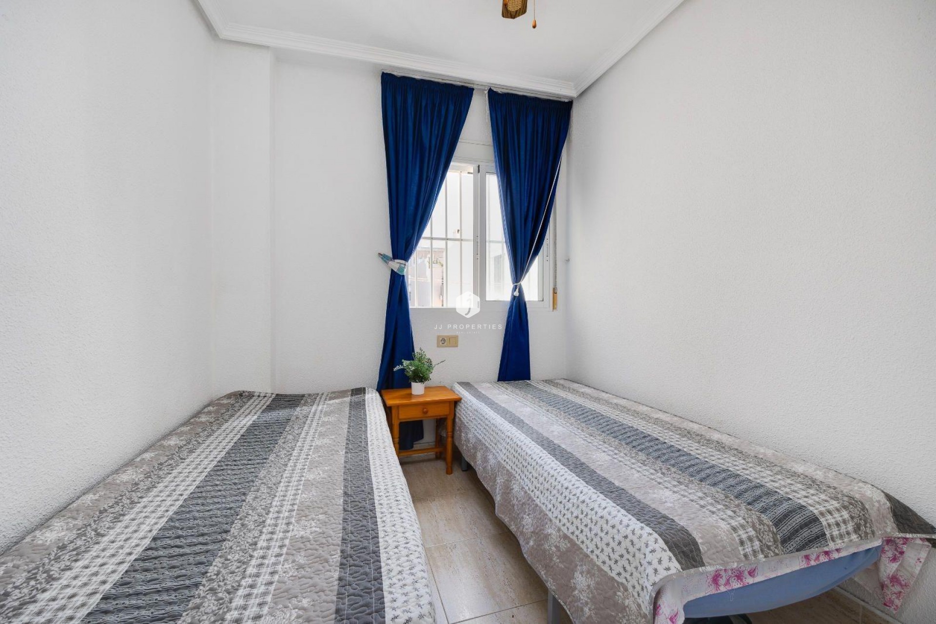 Segunda mano - Apartamento / piso -
Torrevieja - Playa del Cura