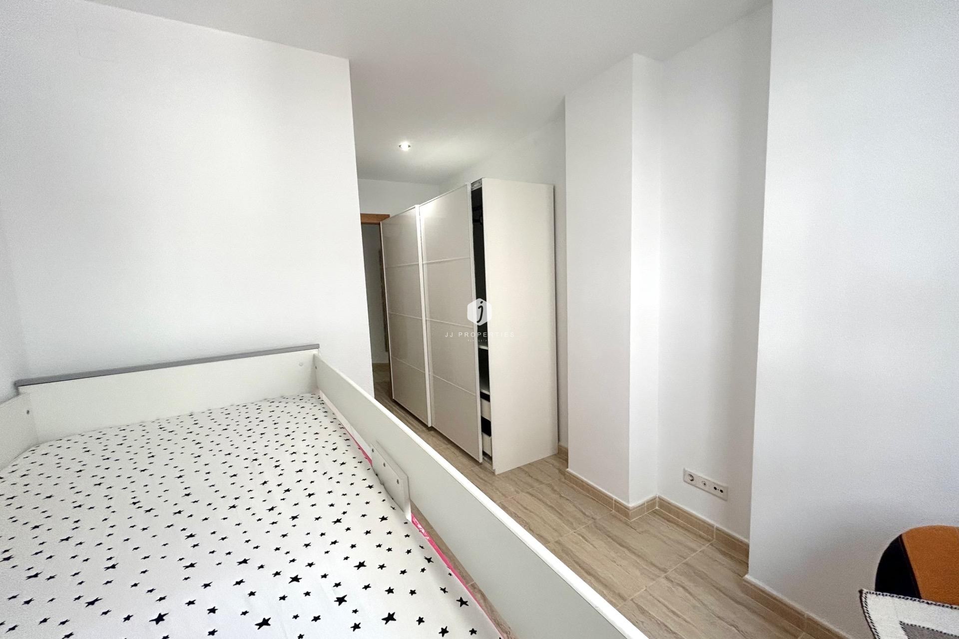 Segunda mano - Apartamento / piso -
Torrevieja - Playa del Cura