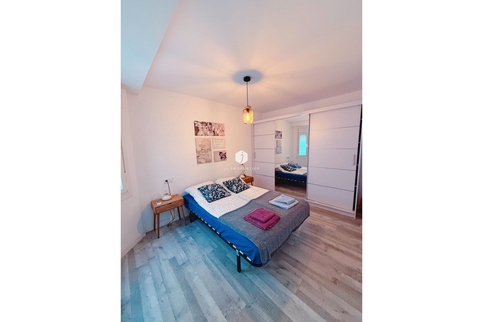 Segunda mano - Apartamento / piso -
Torrevieja - Playa del Cura