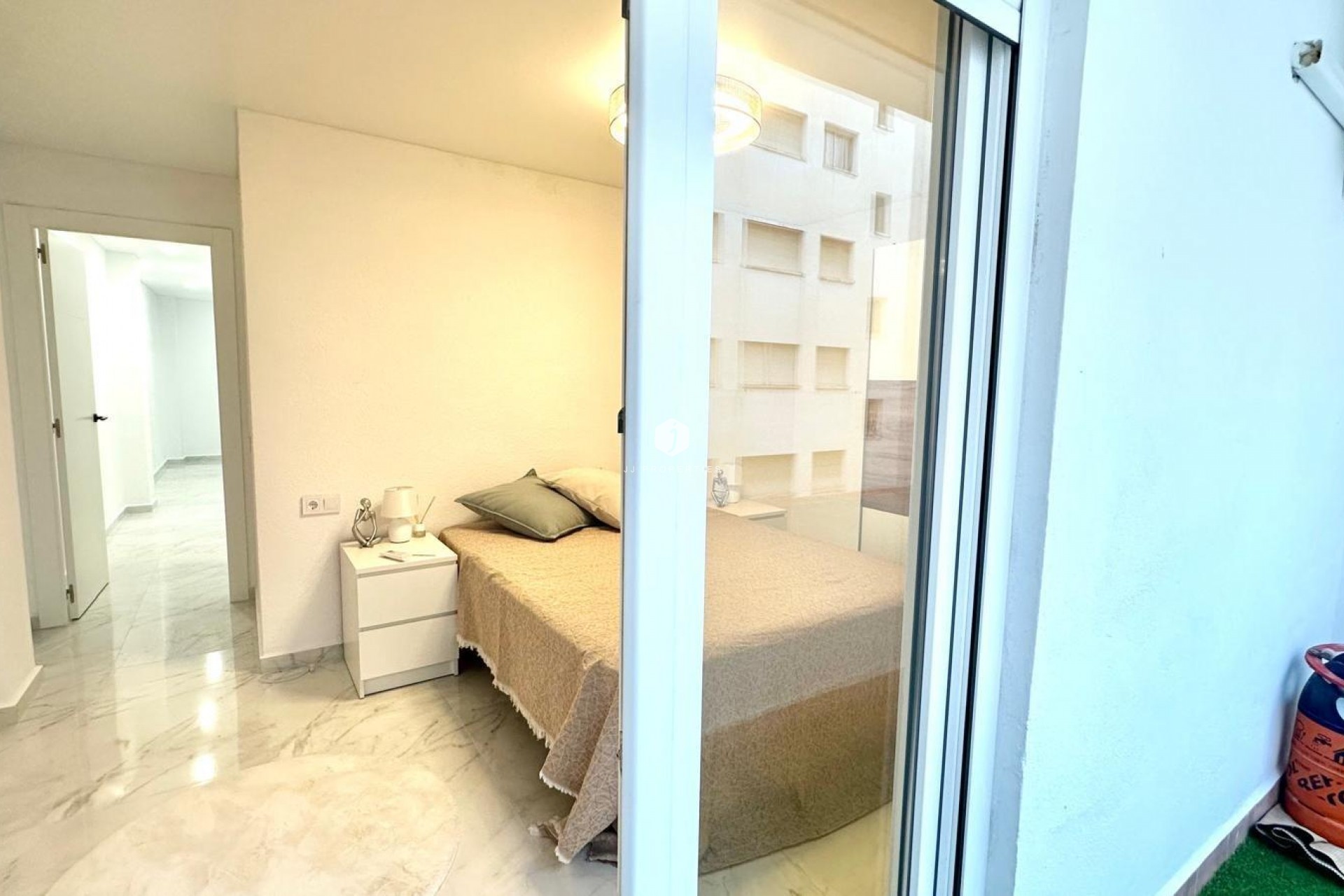 Segunda mano - Apartamento / piso -
Torrevieja - Playa del Cura