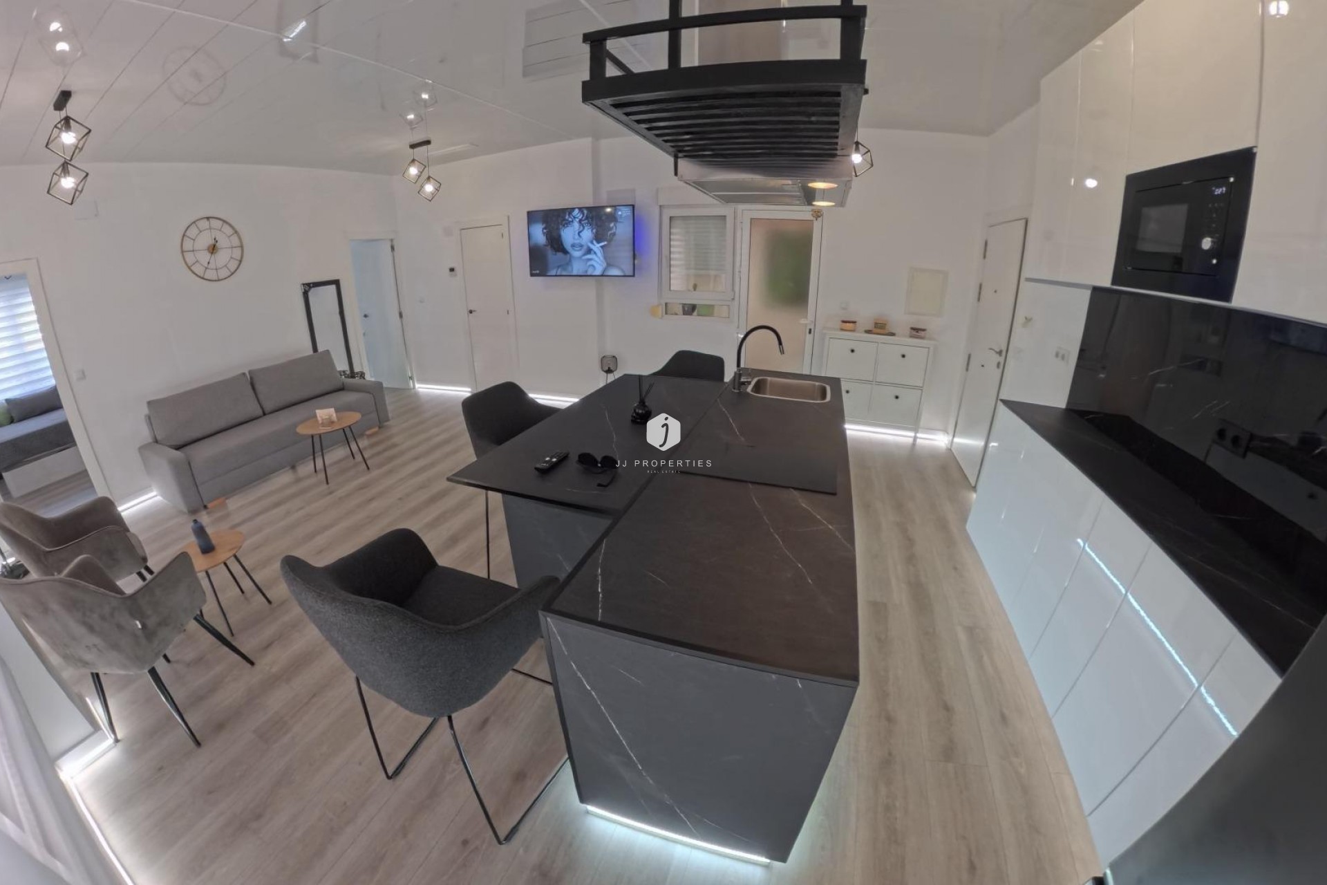 Segunda mano - Apartamento / piso -
Torrevieja - Playa del Cura