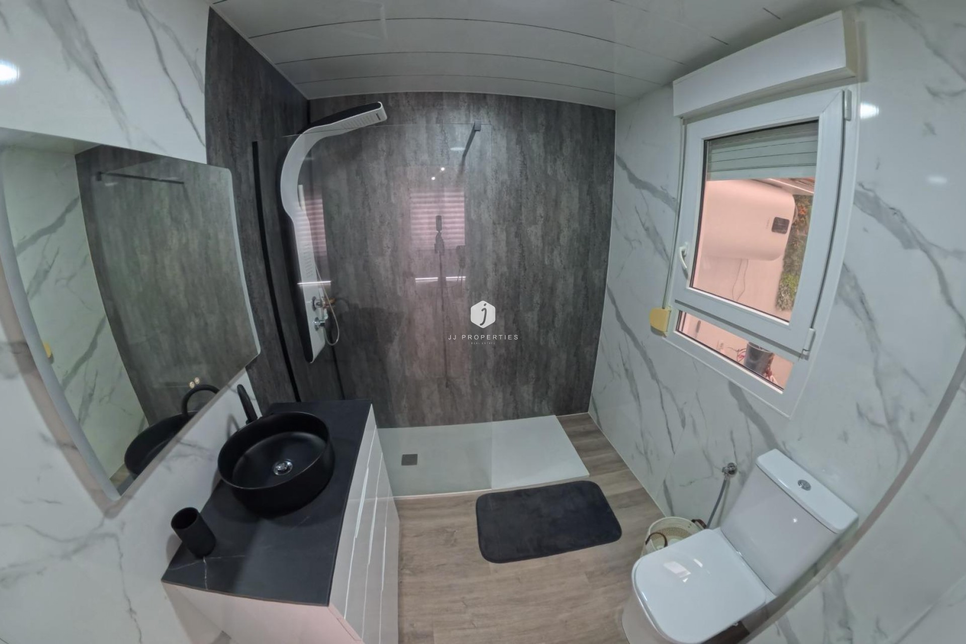 Segunda mano - Apartamento / piso -
Torrevieja - Playa del Cura