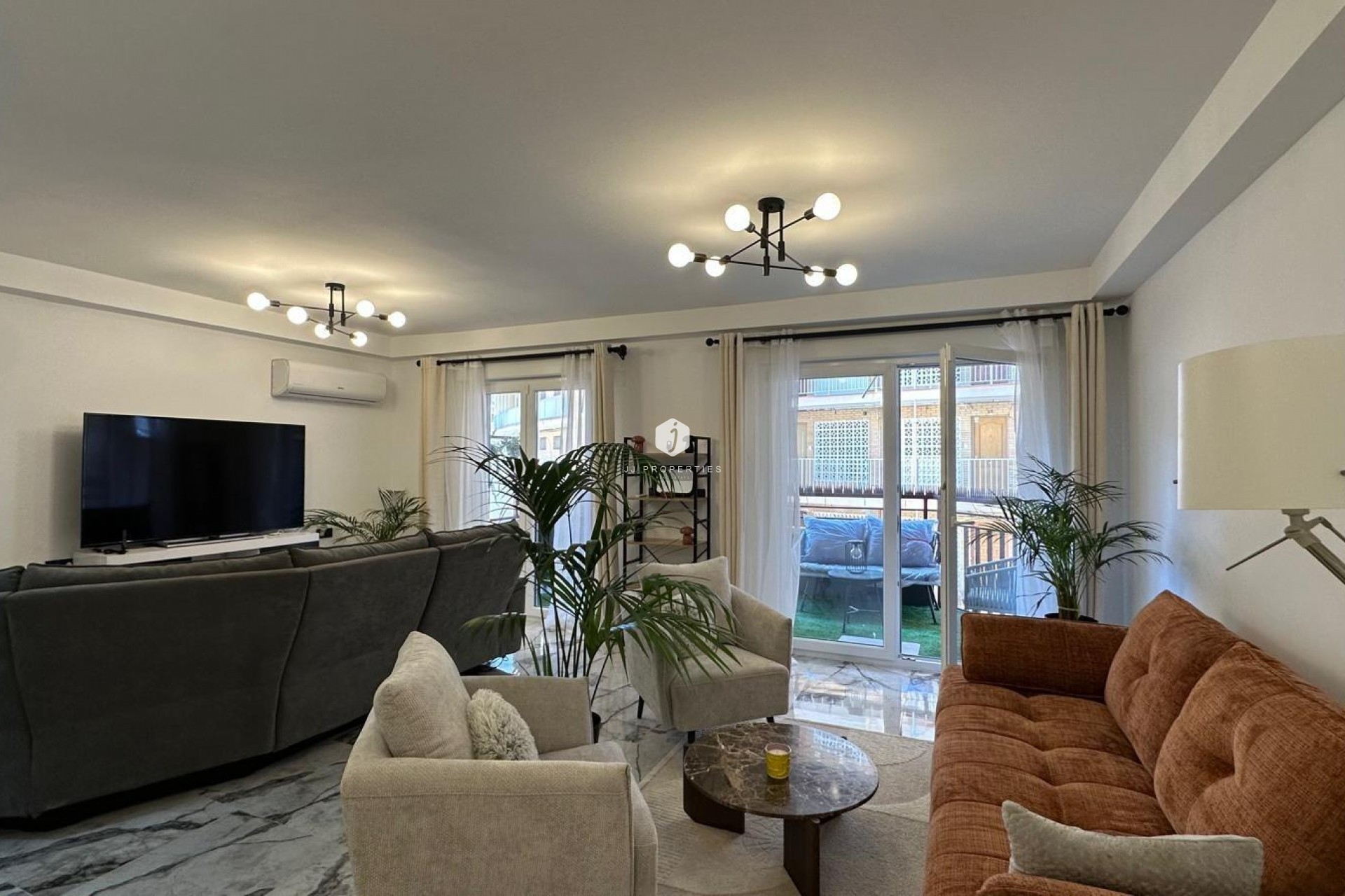 Segunda mano - Apartamento / piso -
Torrevieja - Playa del Cura