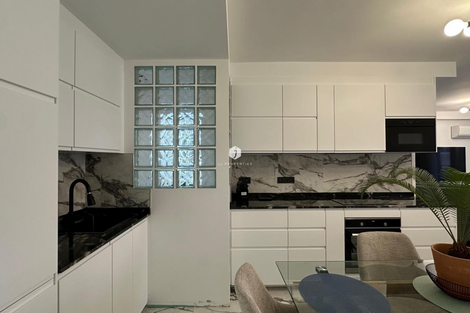 Segunda mano - Apartamento / piso -
Torrevieja - Playa del Cura