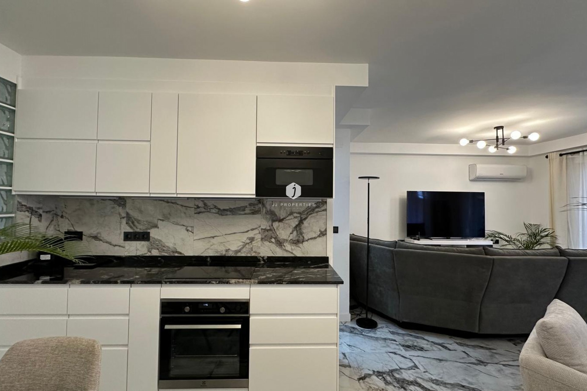 Segunda mano - Apartamento / piso -
Torrevieja - Playa del Cura