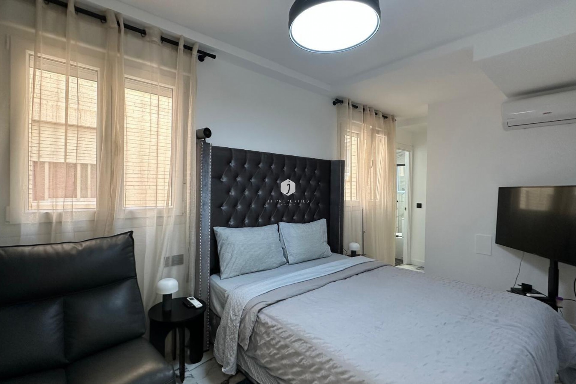 Segunda mano - Apartamento / piso -
Torrevieja - Playa del Cura