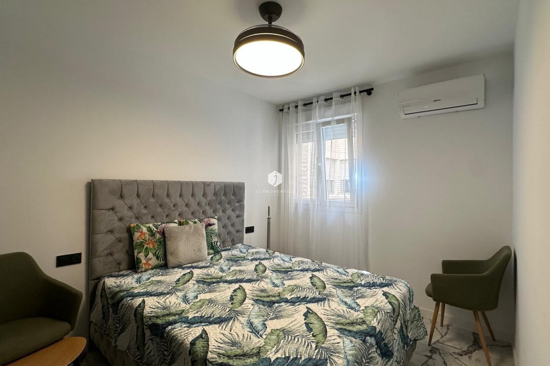 Segunda mano - Apartamento / piso -
Torrevieja - Playa del Cura