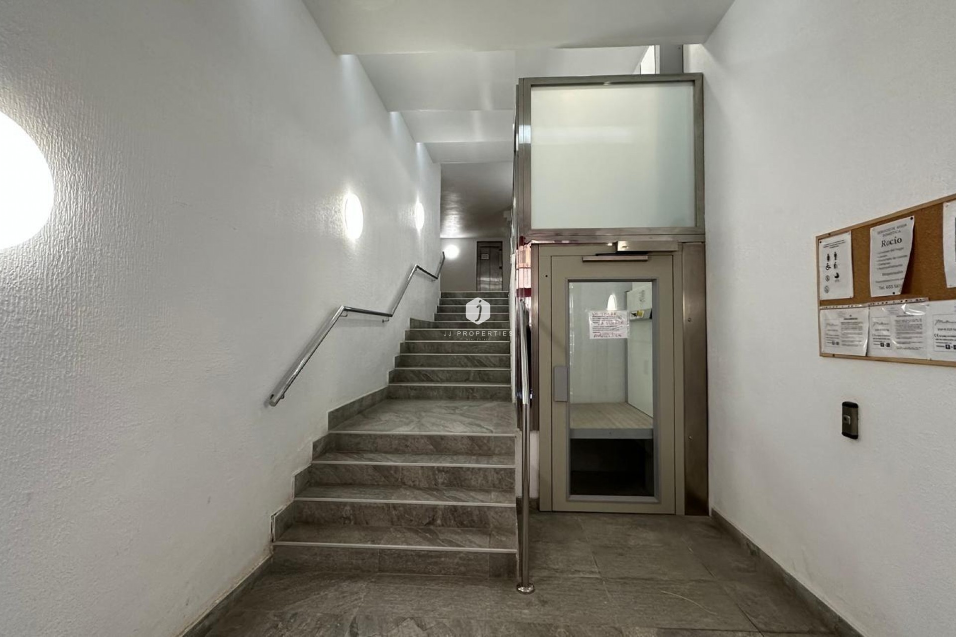 Segunda mano - Apartamento / piso -
Torrevieja - Playa del Cura