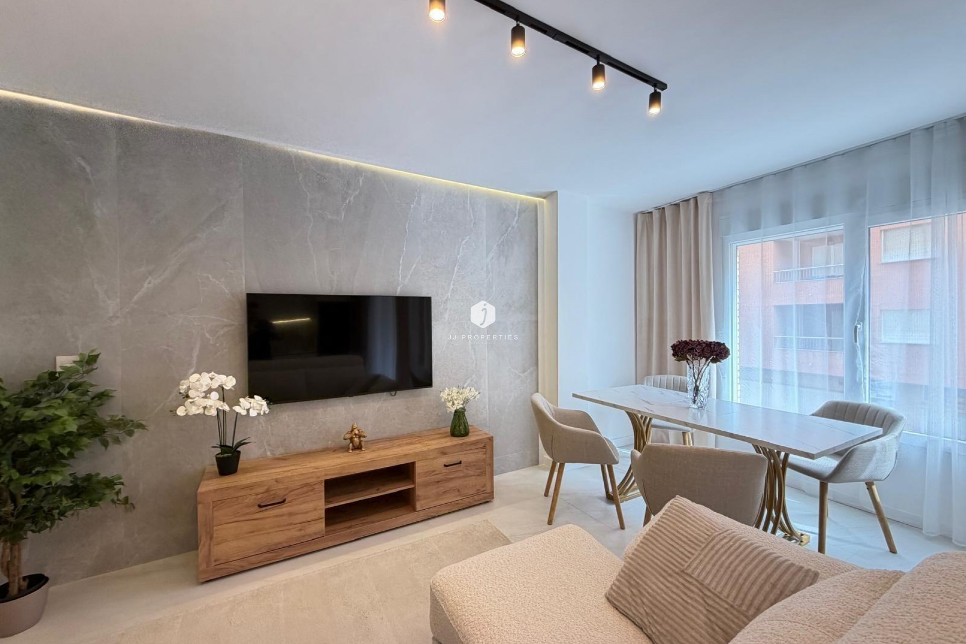 Segunda mano - Apartamento / piso -
Torrevieja - Playa del Cura