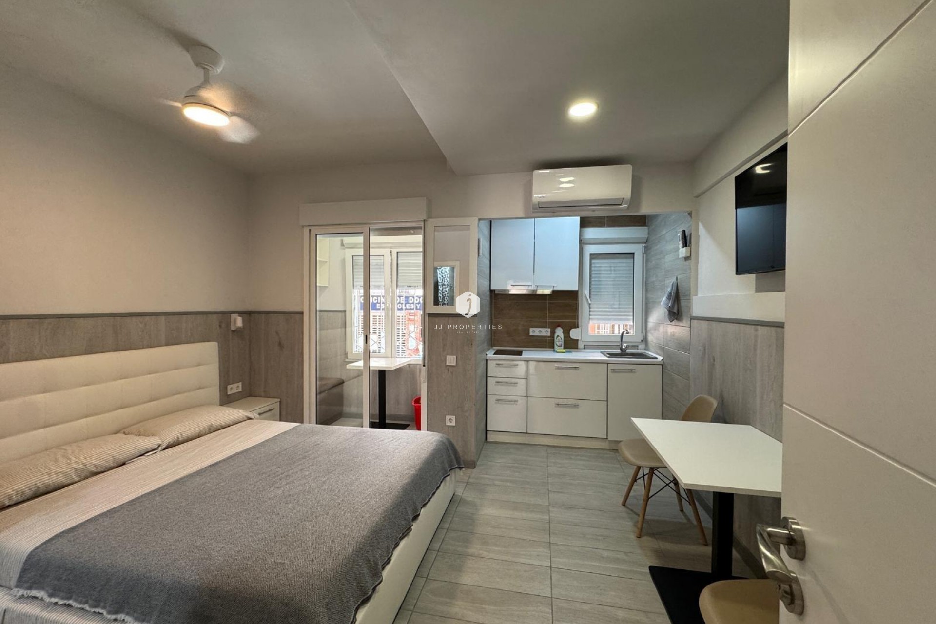 Segunda mano - Apartamento / piso -
Torrevieja - Playa del Cura