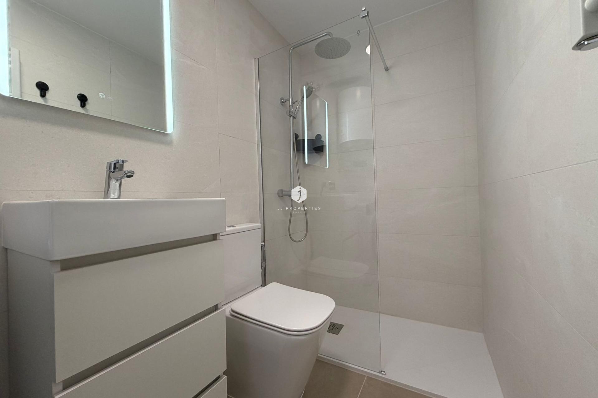 Segunda mano - Apartamento / piso -
Torrevieja - Playa del Cura