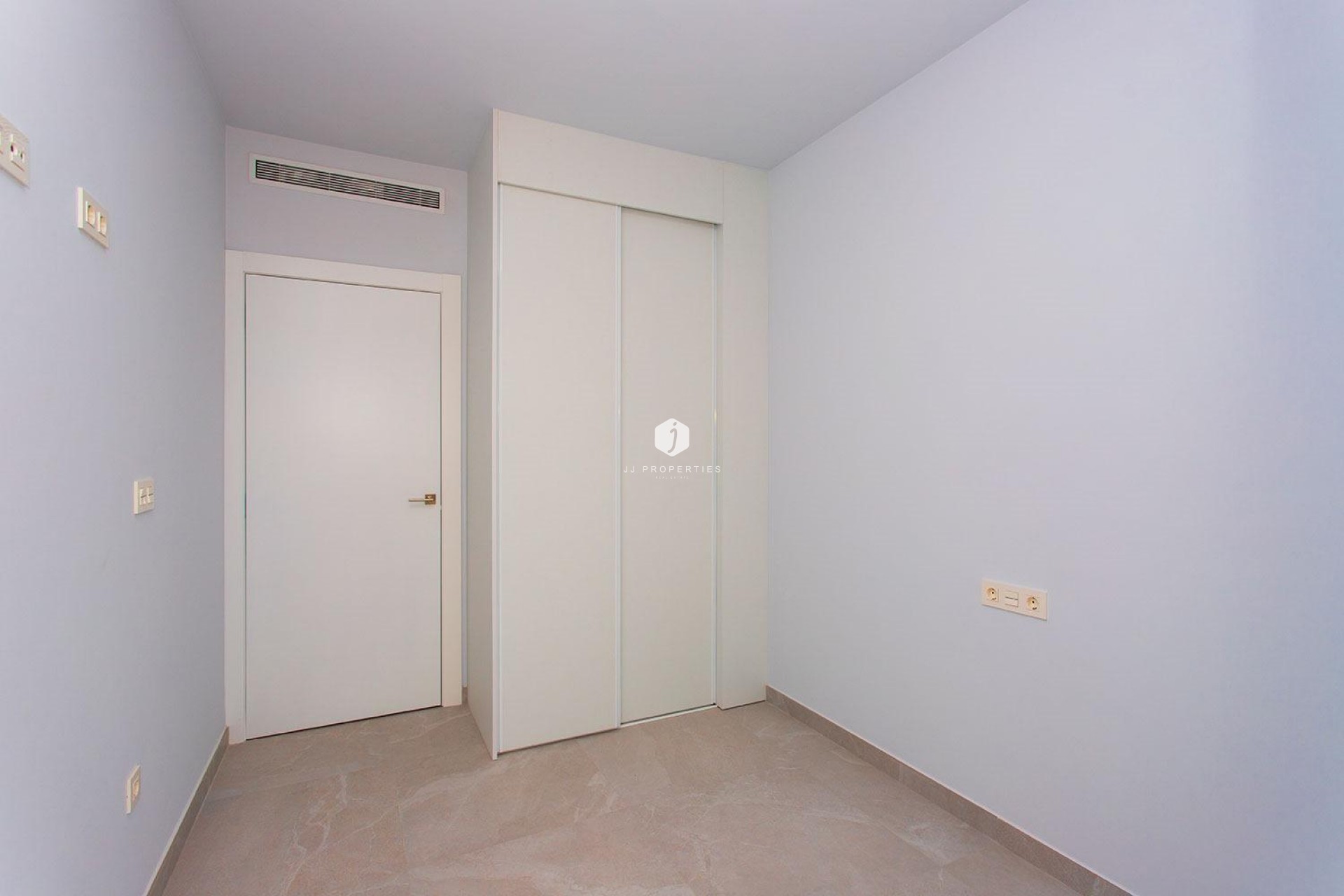 Segunda mano - Apartamento / piso -
Torrevieja - Playa del Cura