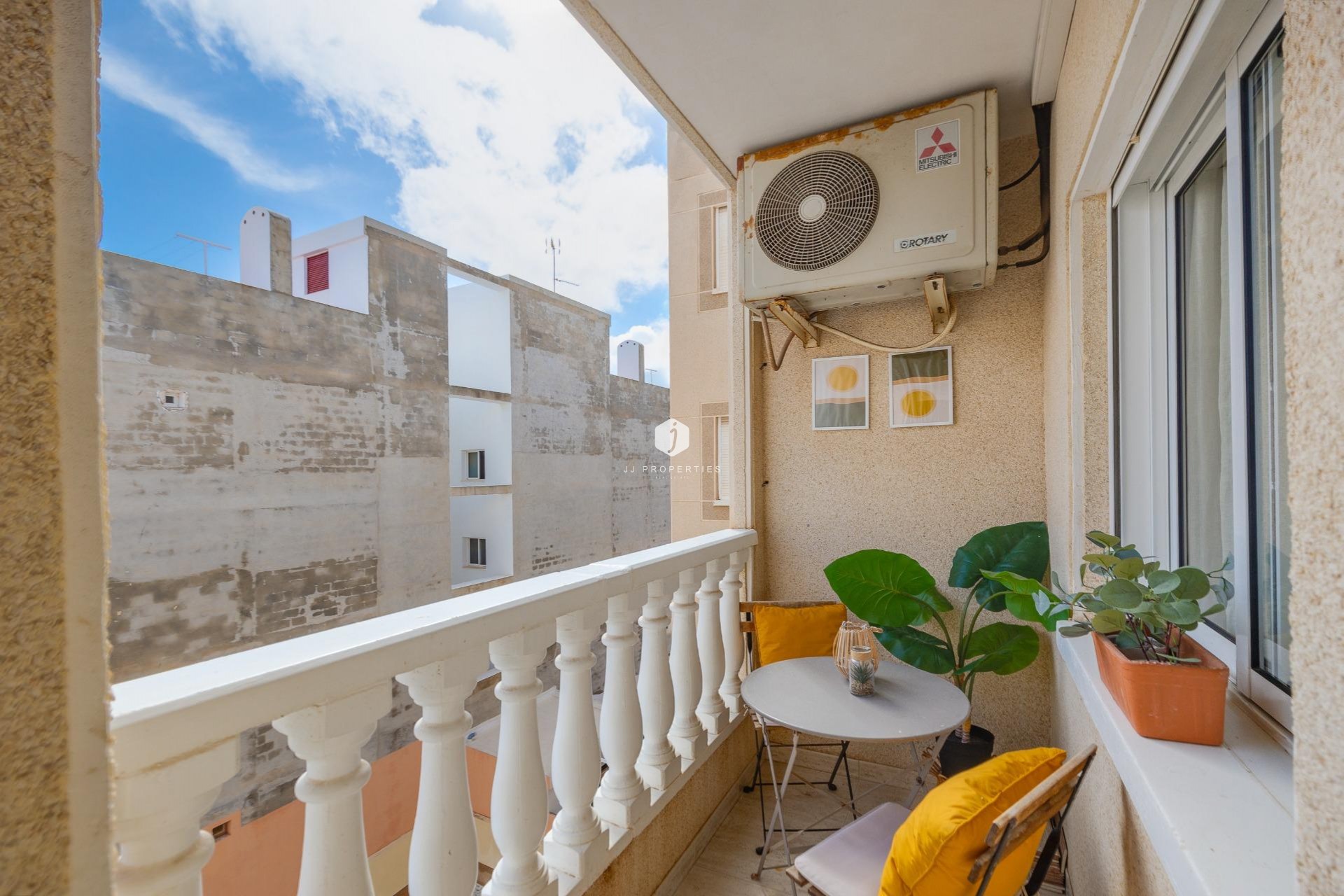 Segunda mano - Apartamento / piso -
Torrevieja - Playa del Cura